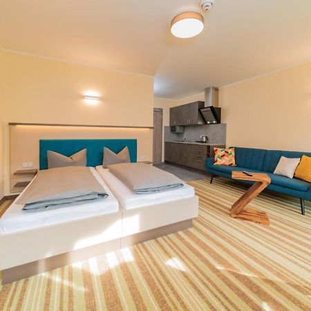 Elly Hostel Фрайберг Екстериор снимка