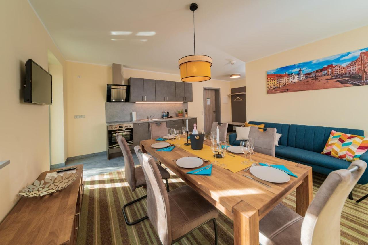 Elly Hostel Фрайберг Екстериор снимка
